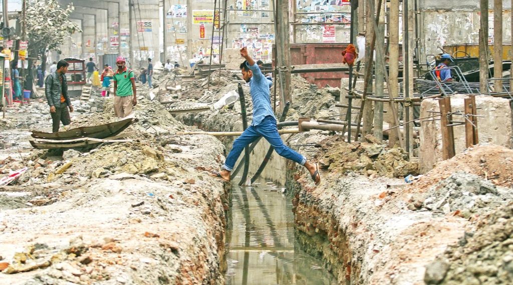 ভয়াবহ জনদুর্ভোগ